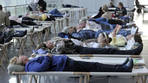 Passagiere auf dem Frankfurter Flughafen