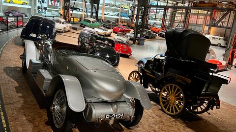 Autos im Museum