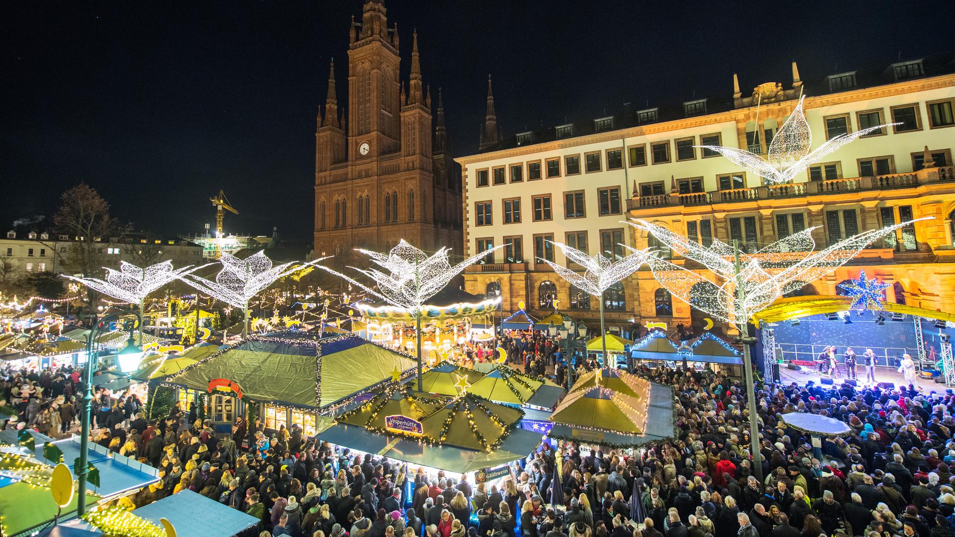 Bilder Weihnachtsmarkt Wiesbaden 2025 Cass Christabella
