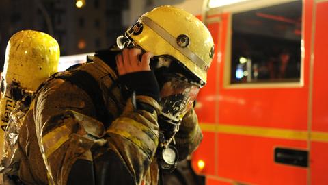 Feuerwehrmann beim Einsatz