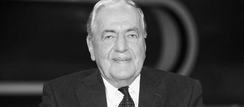Portrait von Hilmar Kopper in schwarz-weiß.