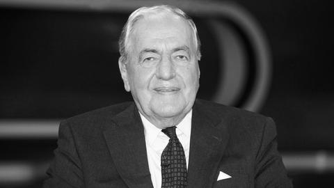Portrait von Hilmar Kopper in schwarz-weiß.