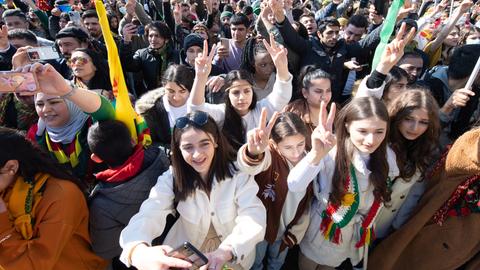 Newroz-Feier der Kurden in Frankfurt 2022