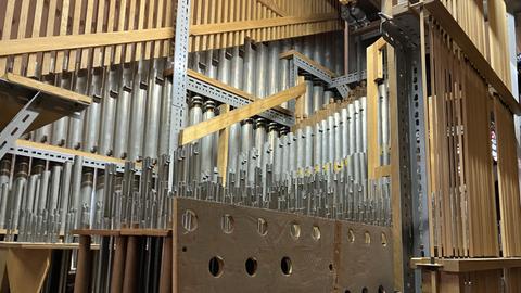 Orgel in Bad Nauheim abgebaut