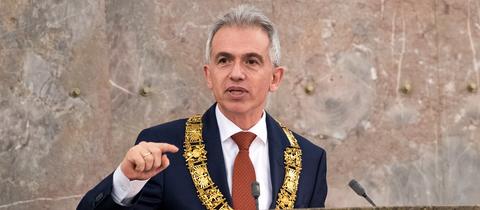 Peter Feldmann spricht in der Paulskirche (Archivbild)