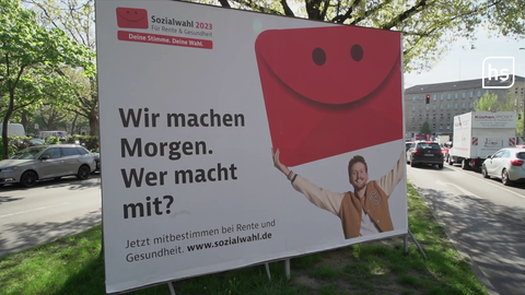 Ein Wahlplakat ruft dazu auf, an der Sozialwahl teilzunehmen. 