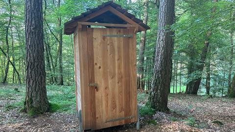 Komposttoilette auf Trekkingplatz Aartal Kellerwald