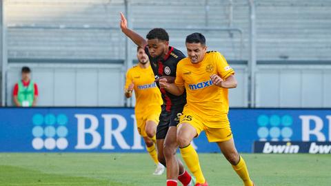 Brooklyn Kevin Ezeh (SV Wehen Wiesbaden), Eroll Zejnullahu (SpVgg Bayreuth) 