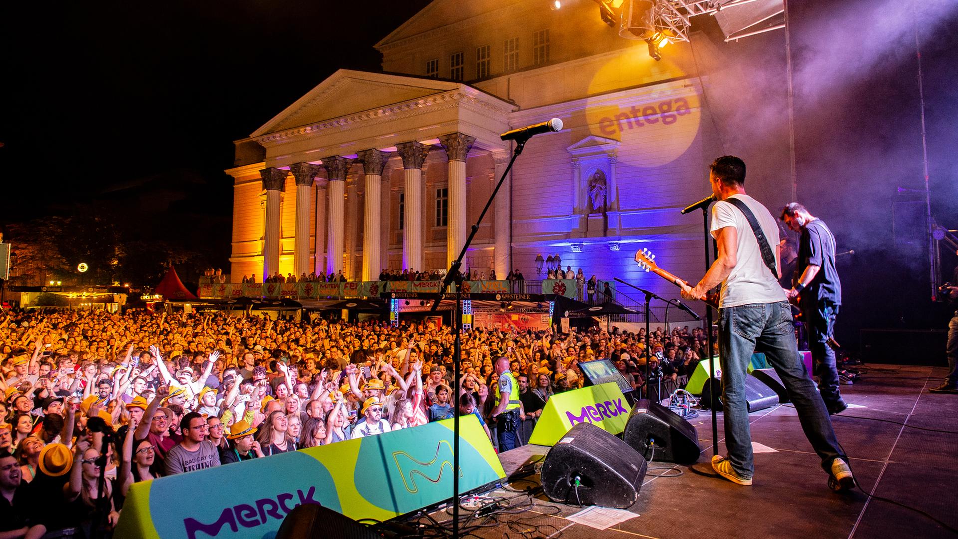 Schlossgrabenfest-Darmstadt-2025-Feiern-mit-Rea-Garvey-und-Micky-Krause