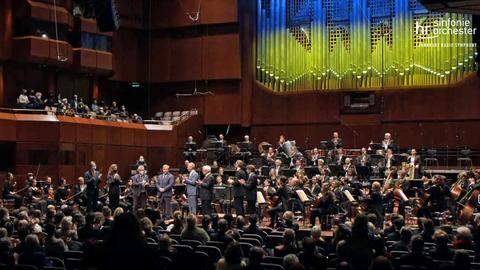 Unter ukrainischen Nationalfarben: Benefizkonzert in der Alten Oper Frankfurt