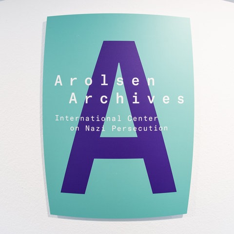 Das Logo der Arolsen Archives