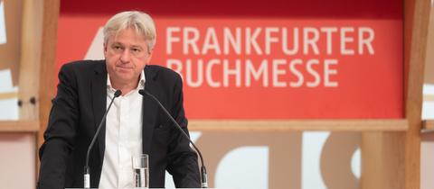 Juergen Boos, Direktor der Buchmesse bei der Pressekonferenz zur Eröffnung der Buchmesse 2022.