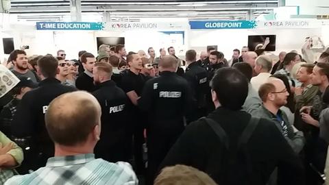 Polizei auf Messe