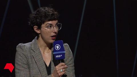 Historikerin Veronika Settele im Gespräch auf der ARD-Bühne am Sonntag.