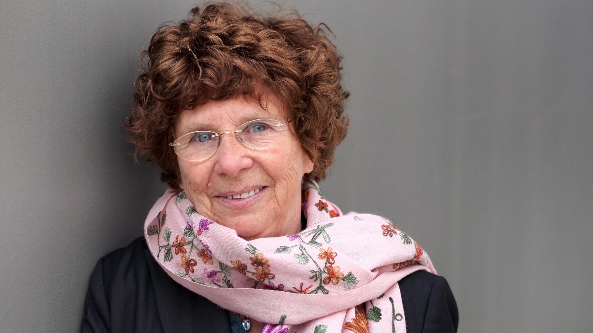 Sylvie web hotsell