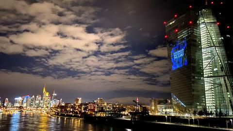 EZB erleuchtet 20 Jahre Euro