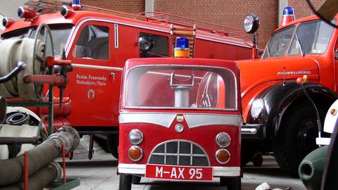 Feuerwehrautos im Deutschen Feuerwehrmuseum in Fulda