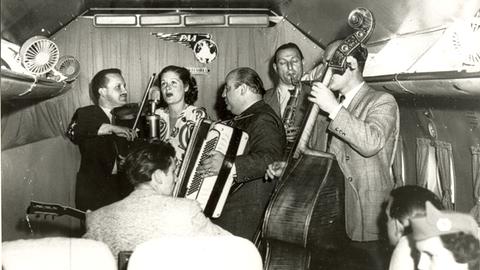 Erstes Konzert in einem fliegenden Flugzeug am 29.08.1951