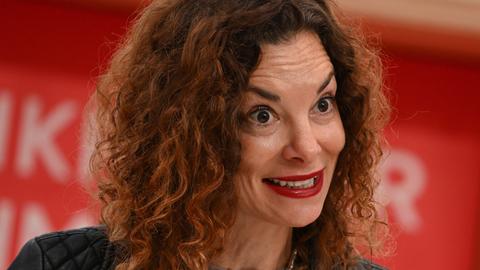 Die britische Umweltjournalistin und Autorin Gaia Vince auf der Buchmesse Frankfurt
