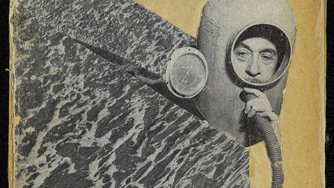 Das Bild zeigt ein Cover des Satire-Magazins "Het Onderwater Cabaret" von 1943. Darauf ist eine Person zu sehen, die eine Gasmaske trägt und durch einen Schlauch atmet.