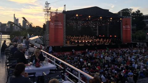 hr-Sinfonieorchester an der Weseler Werft