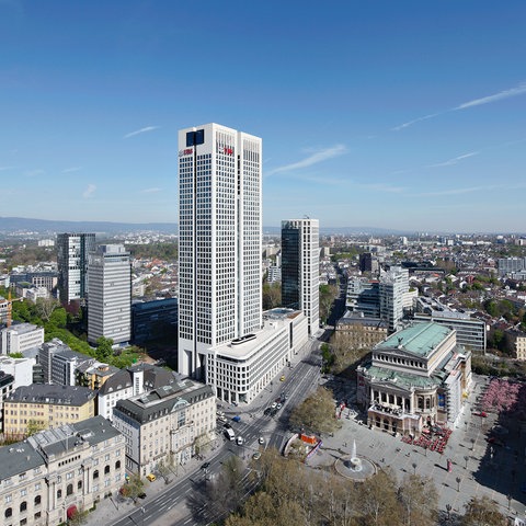 Der Opernturm in Frankfurt  von Architekt Christoph Mäckler