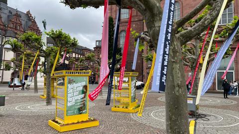 Telefonzellen auf Paulskirchen-Platz