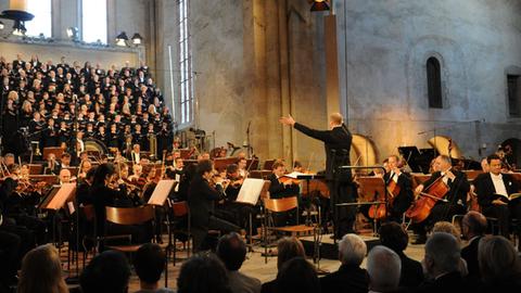 Traditionell eröffnet das hr-Sinfonieorchester das Rheingau Musik Festival