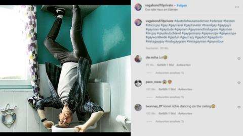 Ein Mann hängt scheinbar kopfüber über einer Toilette