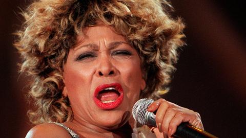 Tina Turner bei ihrem Auftritt in der Frankfurter Festhalle