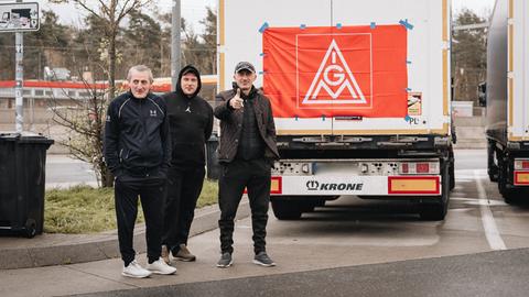 Streikende LKW-Fahrer auf der A5 Gräfenhausen