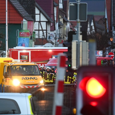 Auto wird abtransportiert
