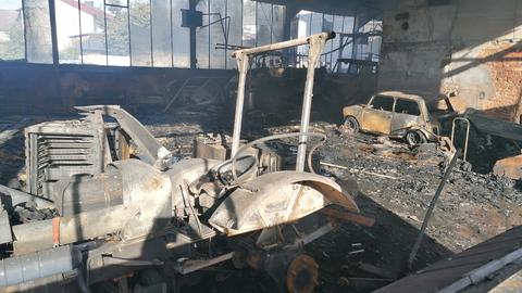 ausgebrannte Lagerhalle in Hohenahr