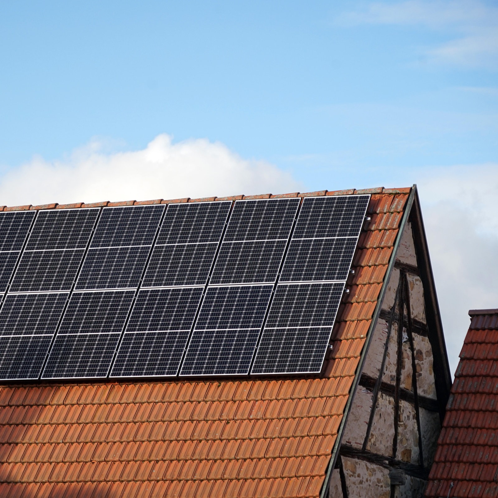 Wie Solaranlage und Denkmalschutz in Hessen künftig zusammenpassen sollen
