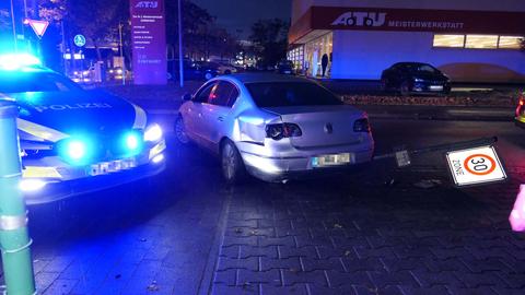 In Darmstadt stoppte die Polizei den flüchtenden Autofahrer. 