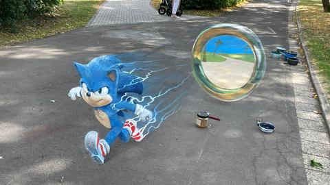"Sonic" auf dem Straßenmaler Festival in Neustadt