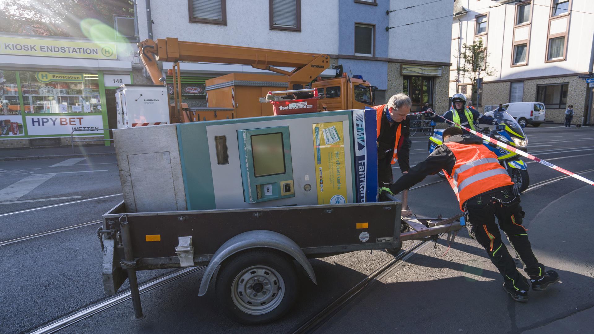 https://www.hessenschau.de/panorama/frankfurt-u-bahn-unfall-102~_t-1590568732652_v-16to9__retina.jpg