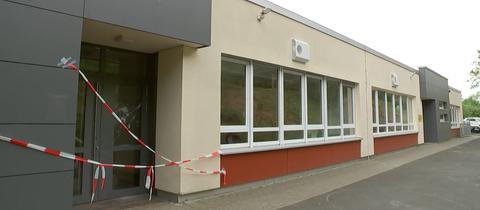Abgesperrtes Schulgebäude in Fritzlar
