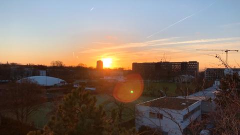 Sonnenaufgang, aufgenommen vom Dach des Funkhauses am Dornbusch