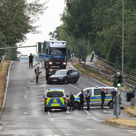 Der verlassene Fluchtwagen der Geldautomatensprenger 