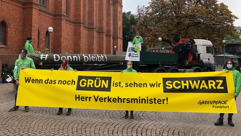 Greenpeace-Protest vor dem Landtag
