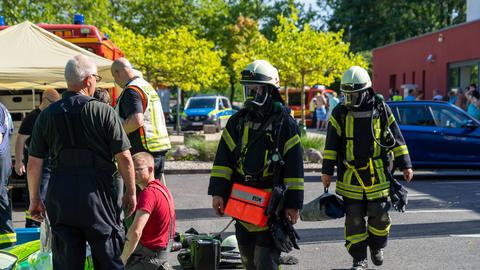 Feuerwehr Heusenstamm beim Einsatz unter schwerem Atemschutz 