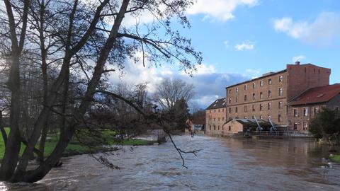 Hochwasser an der Kinzig an der Rückinger Mühle