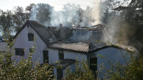Das ehemalige Hotel wurde bei dem Brand stark beschädigt