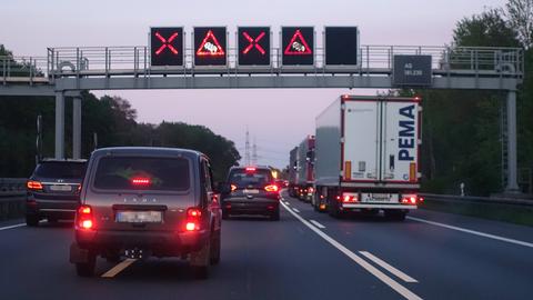 Sperrung Autobahn Sujet Signal