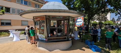 Alter Kiosk, neuer Glanz: Der "Kiosk 1975" in Darmstadt ist eröffnet. 