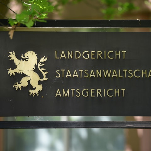 Schild  Landgericht Marburg