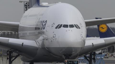 A380 der Lufthansa am Boden
