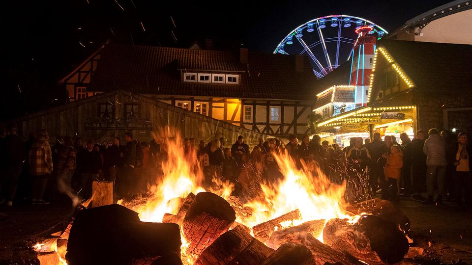 Début du plus ancien festival folklorique d'Allemagne : trois faits sur le festival Lullus à Bad Hersfeld