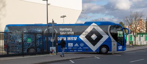 Mannschaftsbus des HSV